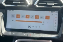 Vehicle Thumbnail 12