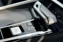 Vehicle Thumbnail 30