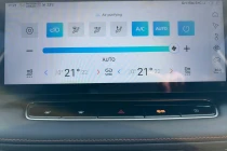 Vehicle Thumbnail 12