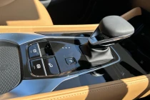 Vehicle Thumbnail 13