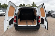 Vehicle Thumbnail 21