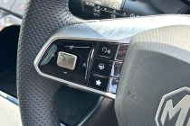 Vehicle Thumbnail 14