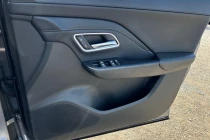 Vehicle Thumbnail 15