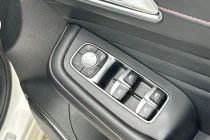 Vehicle Thumbnail 18