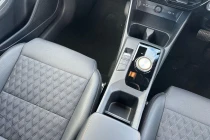 Vehicle Thumbnail 8