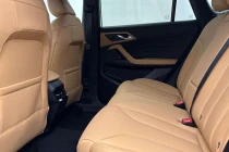 Vehicle Thumbnail 6