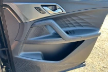 Vehicle Thumbnail 16
