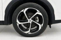 Vehicle Thumbnail 7