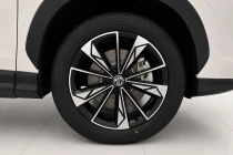 Vehicle Thumbnail 7