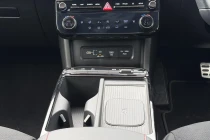 Vehicle Thumbnail 12