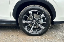 Vehicle Thumbnail 5