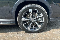 Vehicle Thumbnail 20