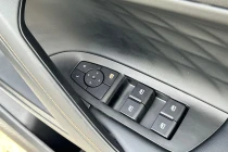 Vehicle Thumbnail 13