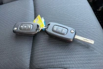 Vehicle Thumbnail 14