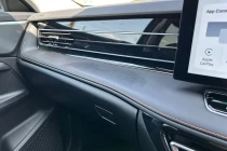 Vehicle Thumbnail 34