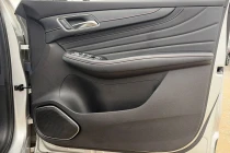 Vehicle Thumbnail 17