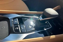 Vehicle Thumbnail 34