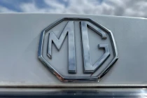 Vehicle Thumbnail 32