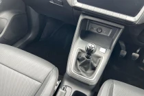 Vehicle Thumbnail 8