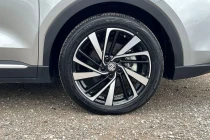 Vehicle Thumbnail 5