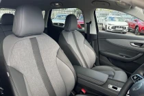 Vehicle Thumbnail 8