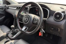 Vehicle Thumbnail 6