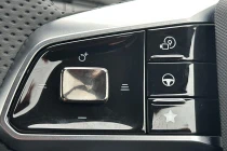 Vehicle Thumbnail 11