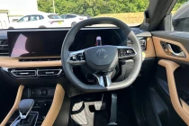 Vehicle Thumbnail 28