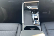 Vehicle Thumbnail 9