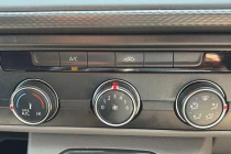 Vehicle Thumbnail 8