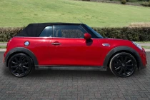 Vehicle Thumbnail 4