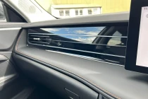 Vehicle Thumbnail 21