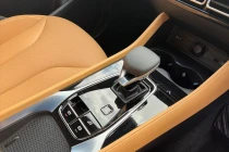 Vehicle Thumbnail 30