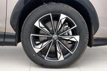 Vehicle Thumbnail 7
