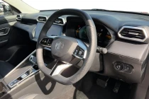 Vehicle Thumbnail 8