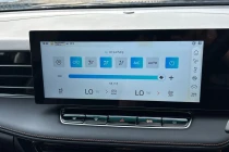 Vehicle Thumbnail 12