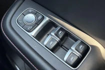 Vehicle Thumbnail 18