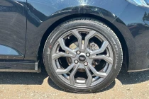 Vehicle Thumbnail 5