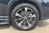 Vehicle Thumbnail 5