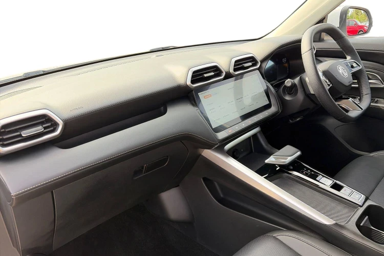 Vehicle Image - 1
