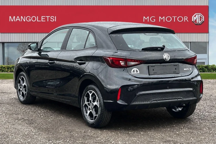 Vehicle Image - 2