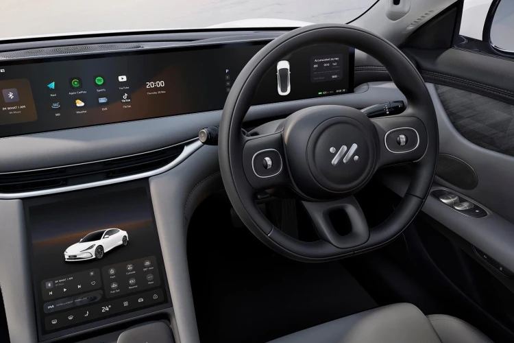 Vehicle Image - 3