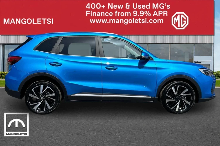 Vehicle Image - 3
