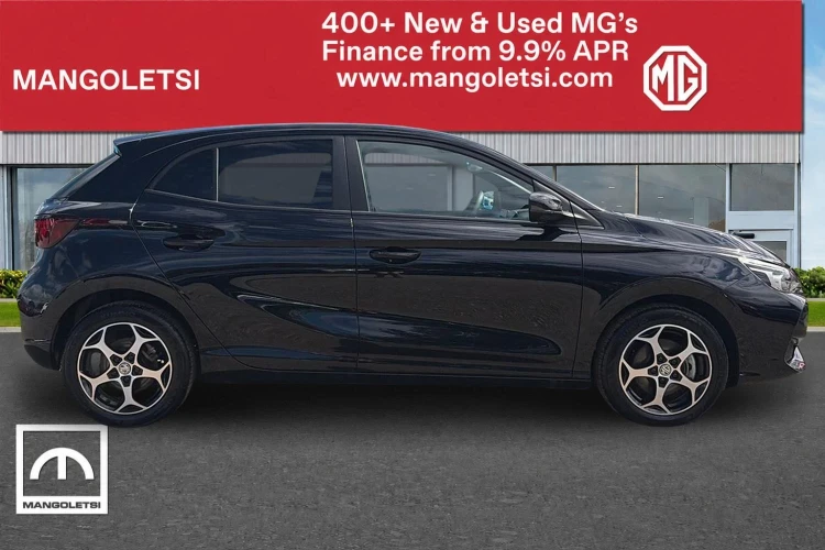Vehicle Image - 3