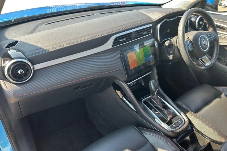Vehicle Image - 1