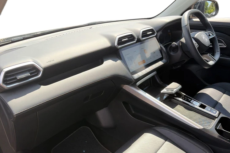Vehicle Image - 1
