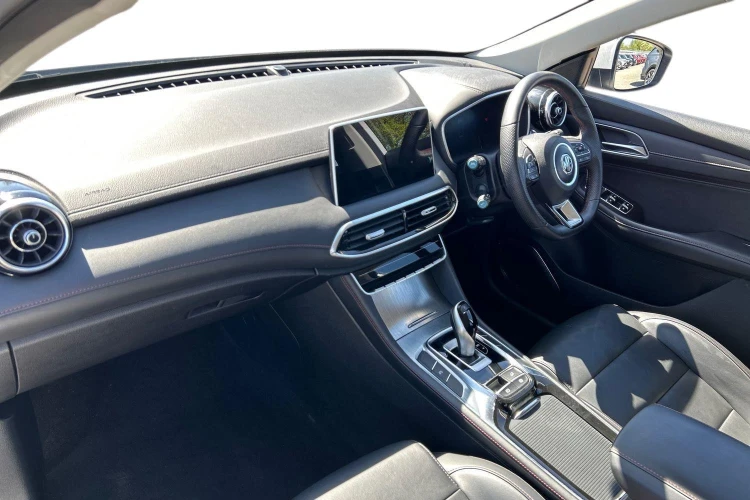 Vehicle Image - 1