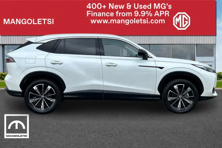 Vehicle Image - 3