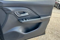 Vehicle Thumbnail 28