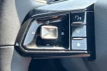 Vehicle Thumbnail 16